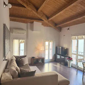 Elegante Torretta In Centro Appartamento